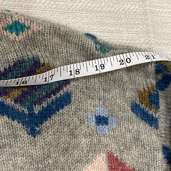 VTG Robert Scott Ltd Women's M Grey Sweater geometric flower Crew Neck - Picture 5 of 8